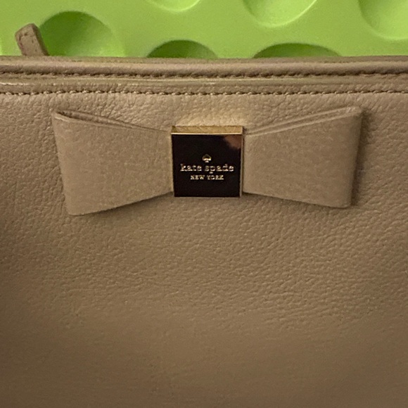 Kate Spade Taupe Crossbody Bag with Bow - Picture 2 of 7